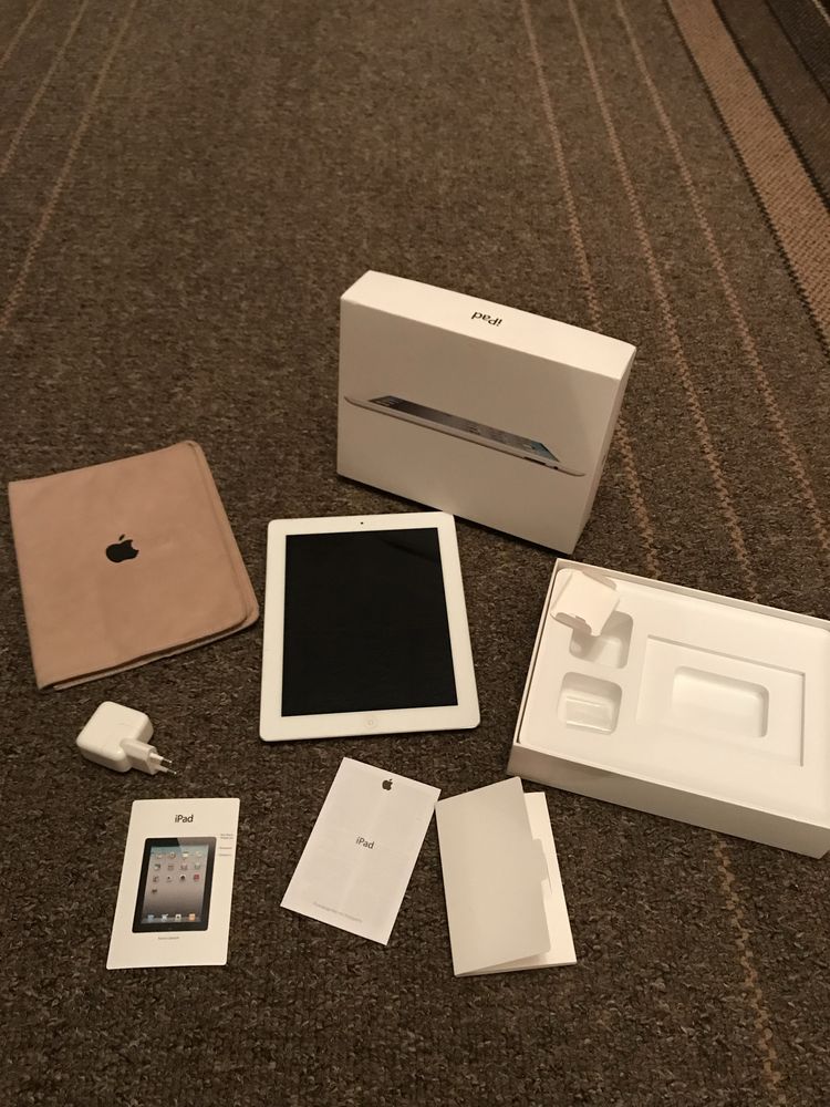 Продам Apple Ipad 3 (під відновлення)