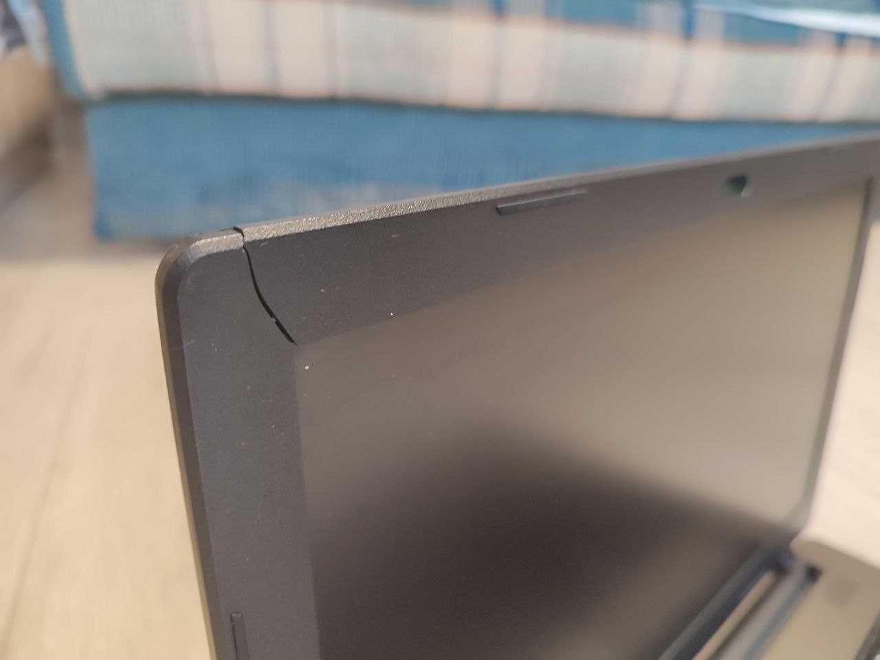Ноутбук Medion Akoya P6647 (i5 4200M, 15.6 FHD, DDR3 8Gb, SSD 120Gb)
