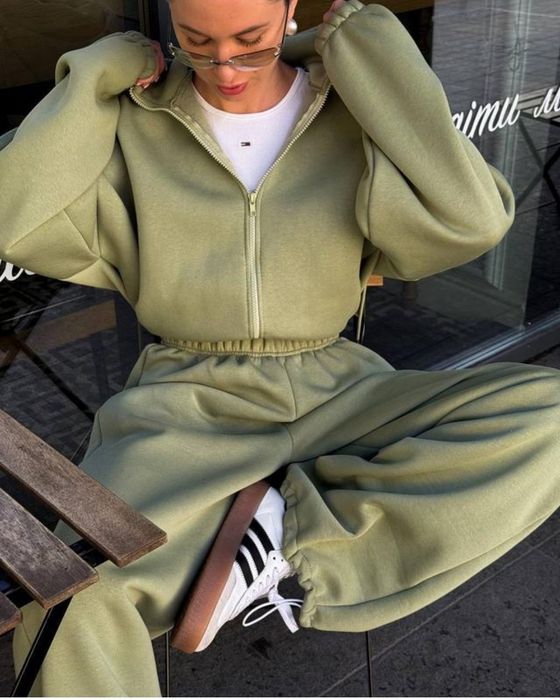 Костюм двійка. Оверсайз. Підійде на високих дівчаток