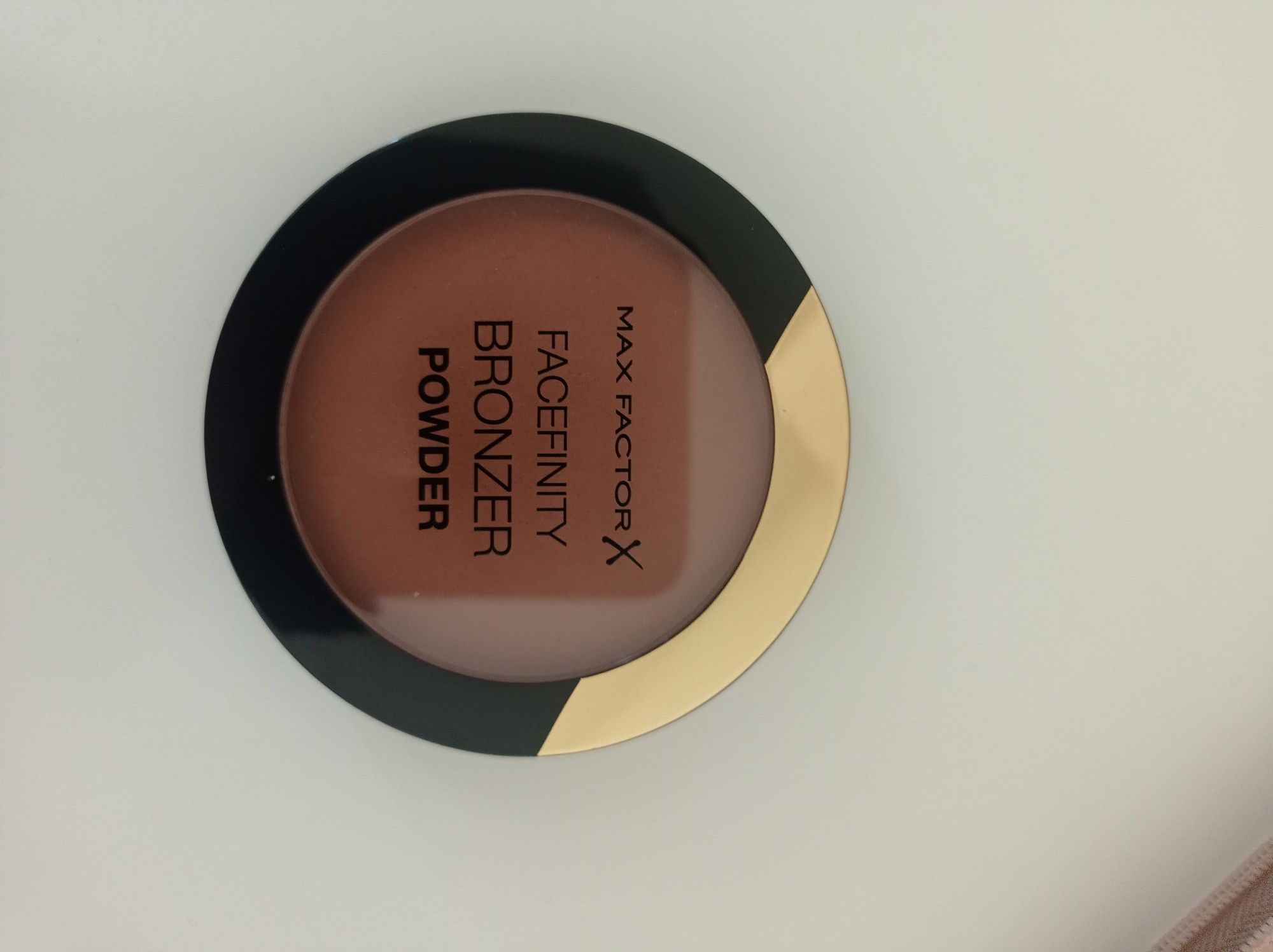 Max factor facefinity bronzer powder 001 light bronze