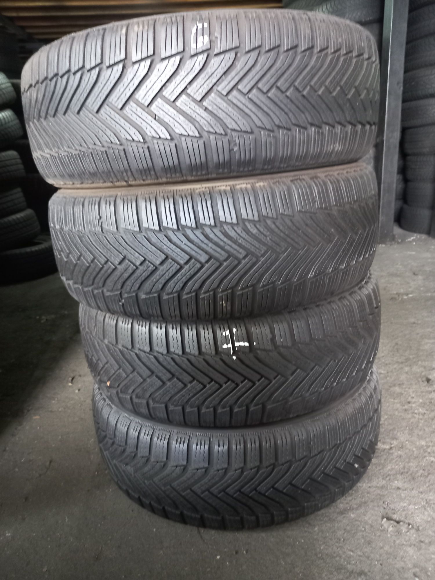Opony używane 215/65/17 michelin 4x7 mm