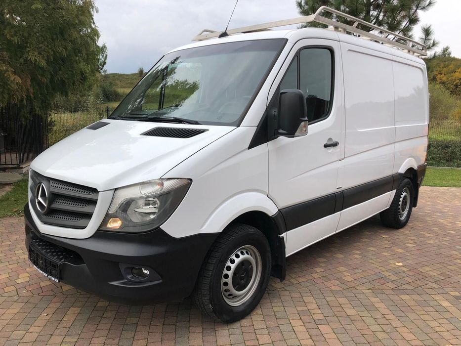 Mercedes-Benz Sprinter  Mercedes Sprinter