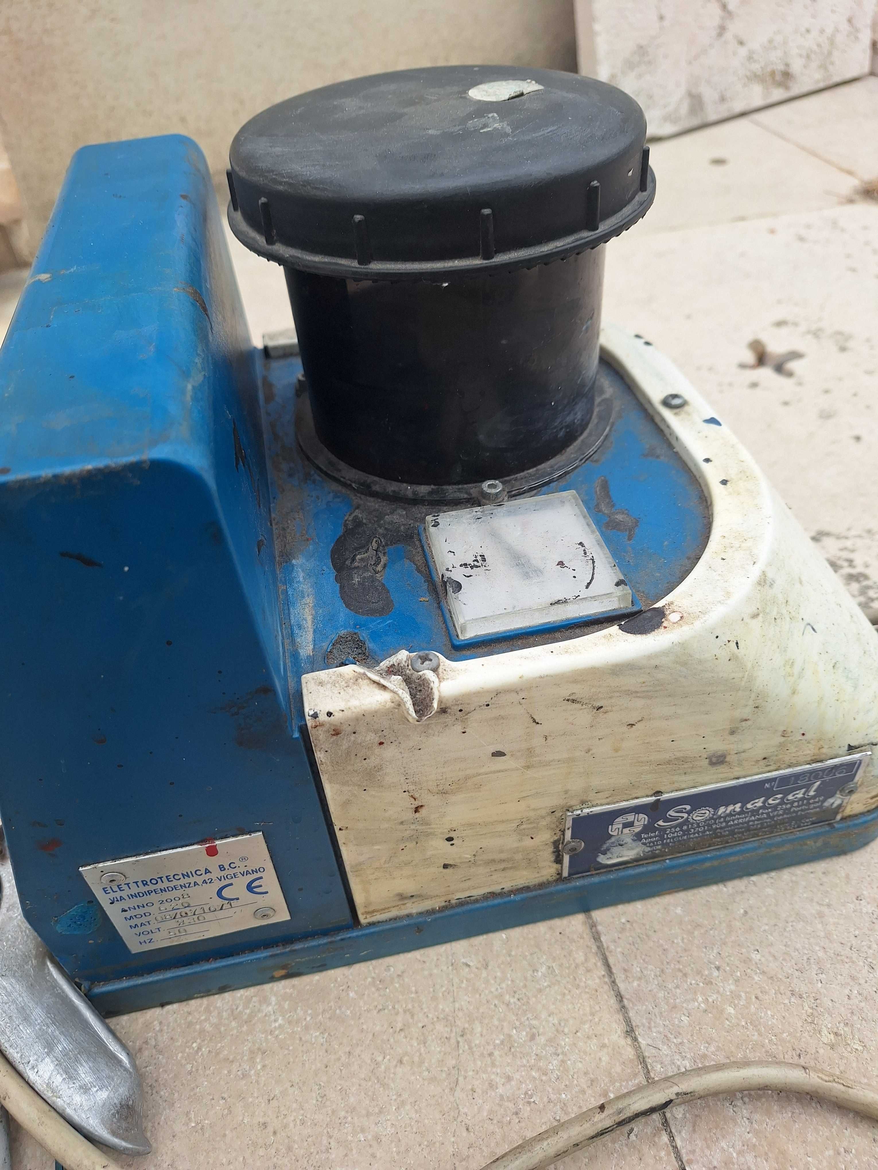 Vendo ferro de acabamento de calcado