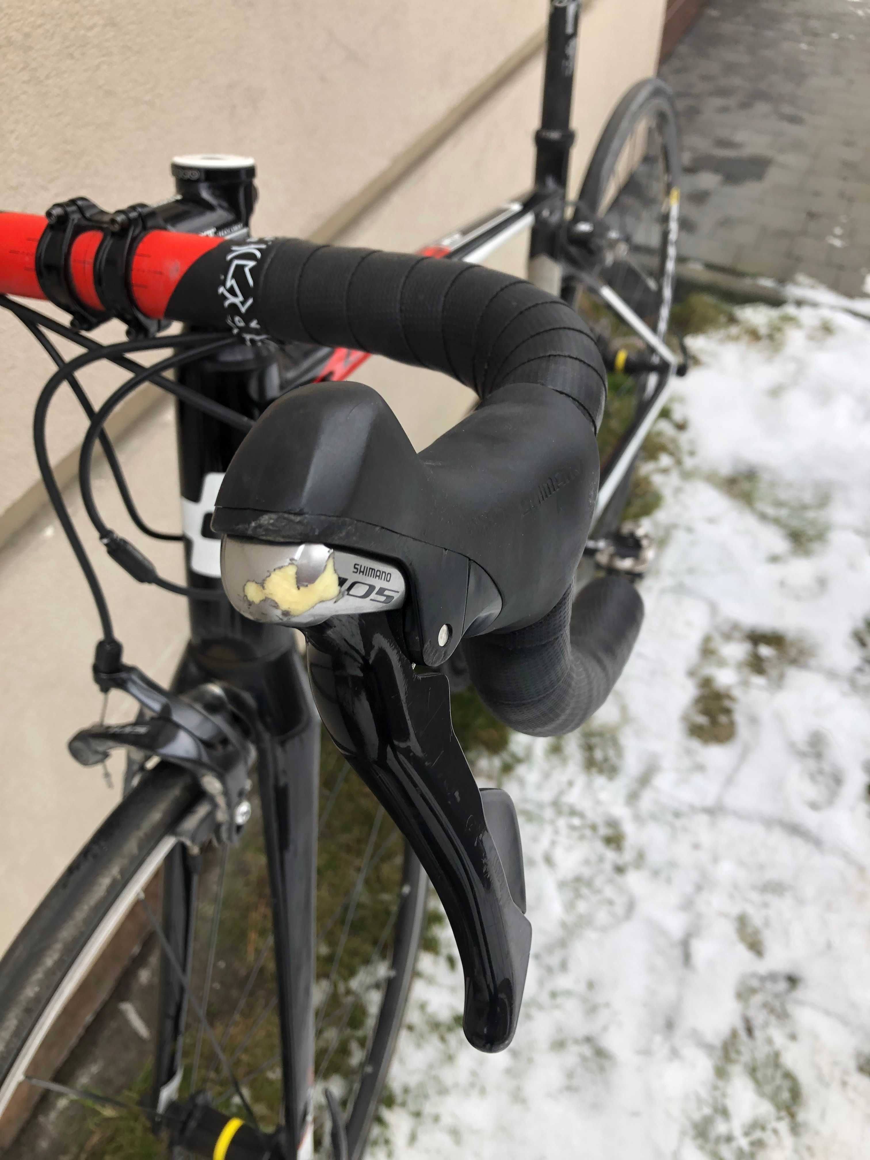 Szosa Carbon Cube  Attain Ultegra/105 size 53. Nowa cena!