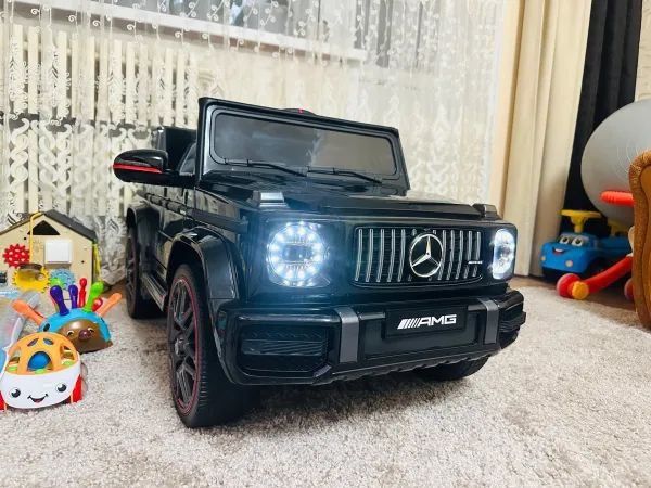 Дитячий електромобіль  mercedes с пультом управління
