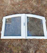 Stare okno PRL komplet z szybą półokrągłe