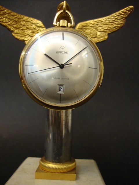 Relógio de bolso antigo em prata