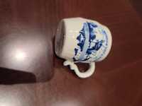 Śliczny mały kufelek porcelana Delft