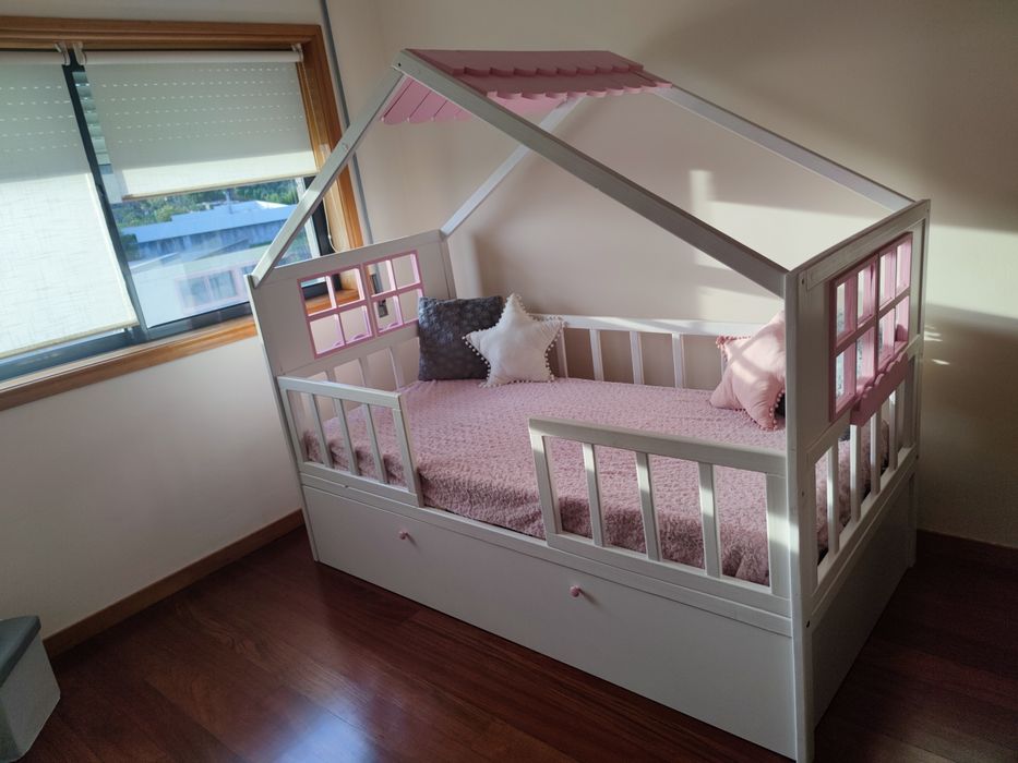 Cama dupla de criança