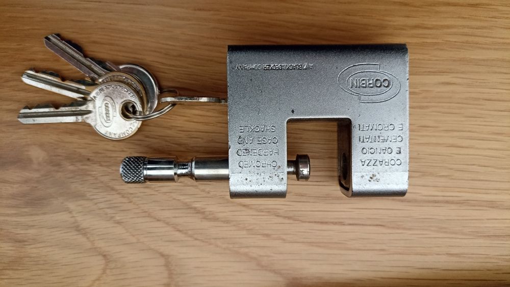 Cadeado CORBIN alta segurança