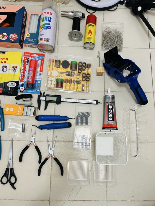 Kit artesanato com diversos itens