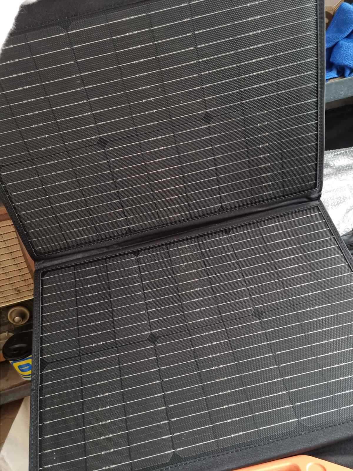 Портативна сонячна батарея Neo Tools