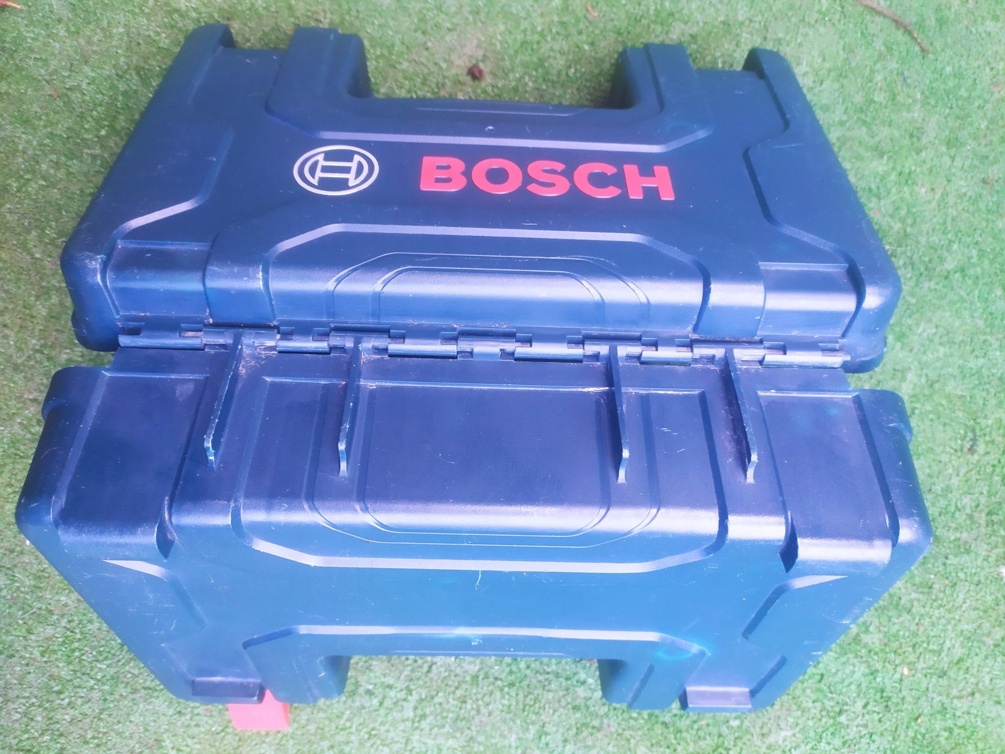 Bosch Walizka, etui do wkrętarki Bosch GSR1000+ Instrukcja obsługi