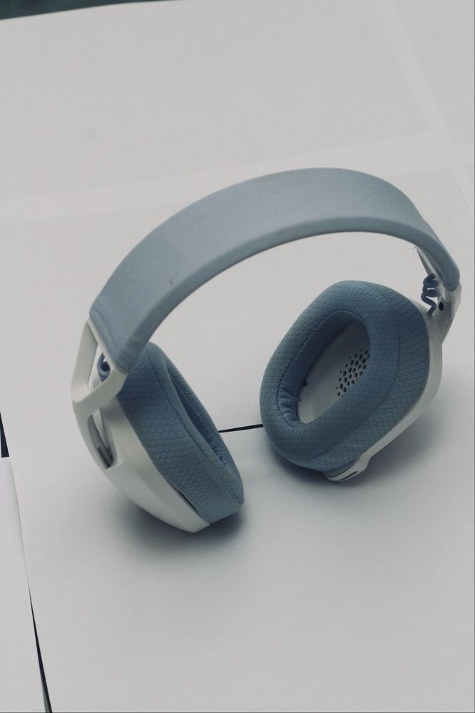 Fones Logitech G435