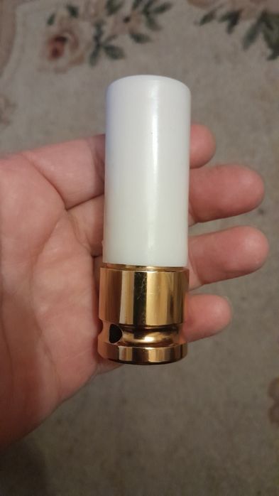 Торцева головка 19мм BERGEN под титанові диски.