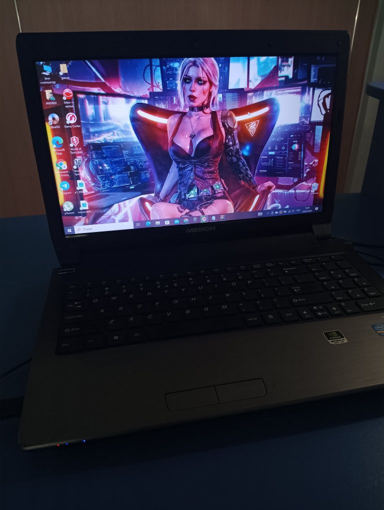 игоровий ноутбук HP  Medion Akoya