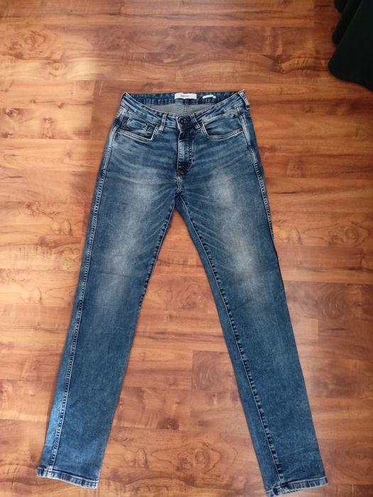 Jeansy Slim 28/32 Reserved. Stan bdb.