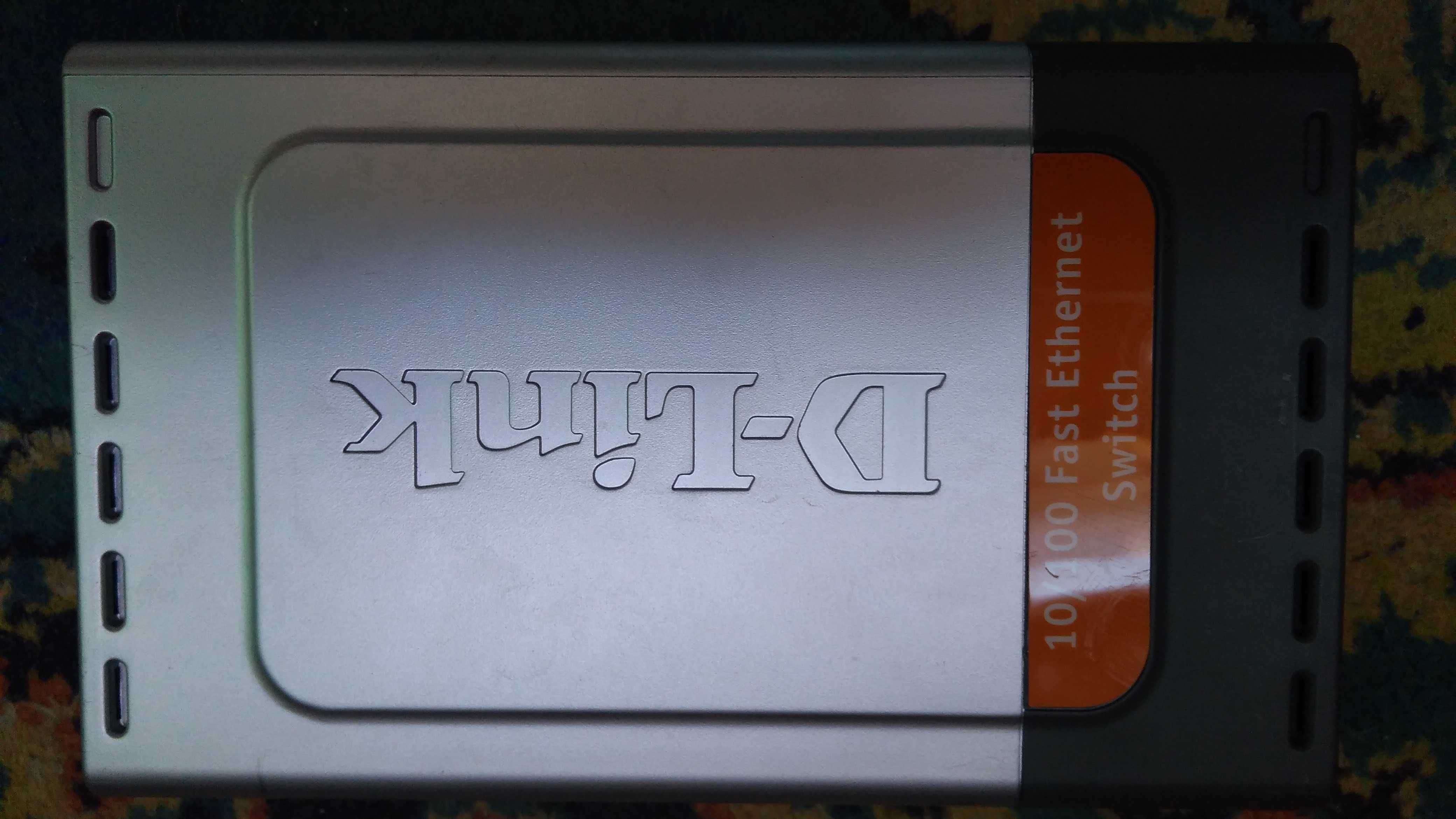 Коммутатор локальной сети (Switch) D-Link DES-1008D 4шт
