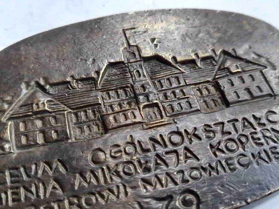 Medal 70 lat II LO im. Mikołaja Kopernika Ostrów Mazowiecka (1979)