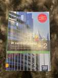 W centrum uwagi podrecznik WOS
