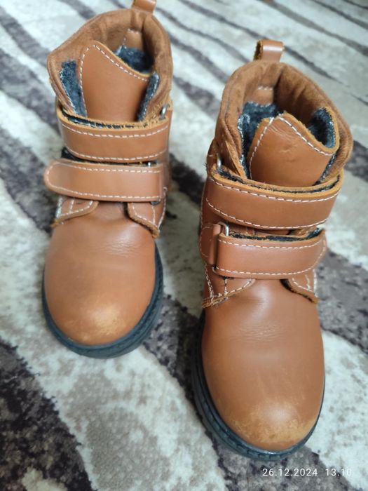 Дитячи чобітки .
