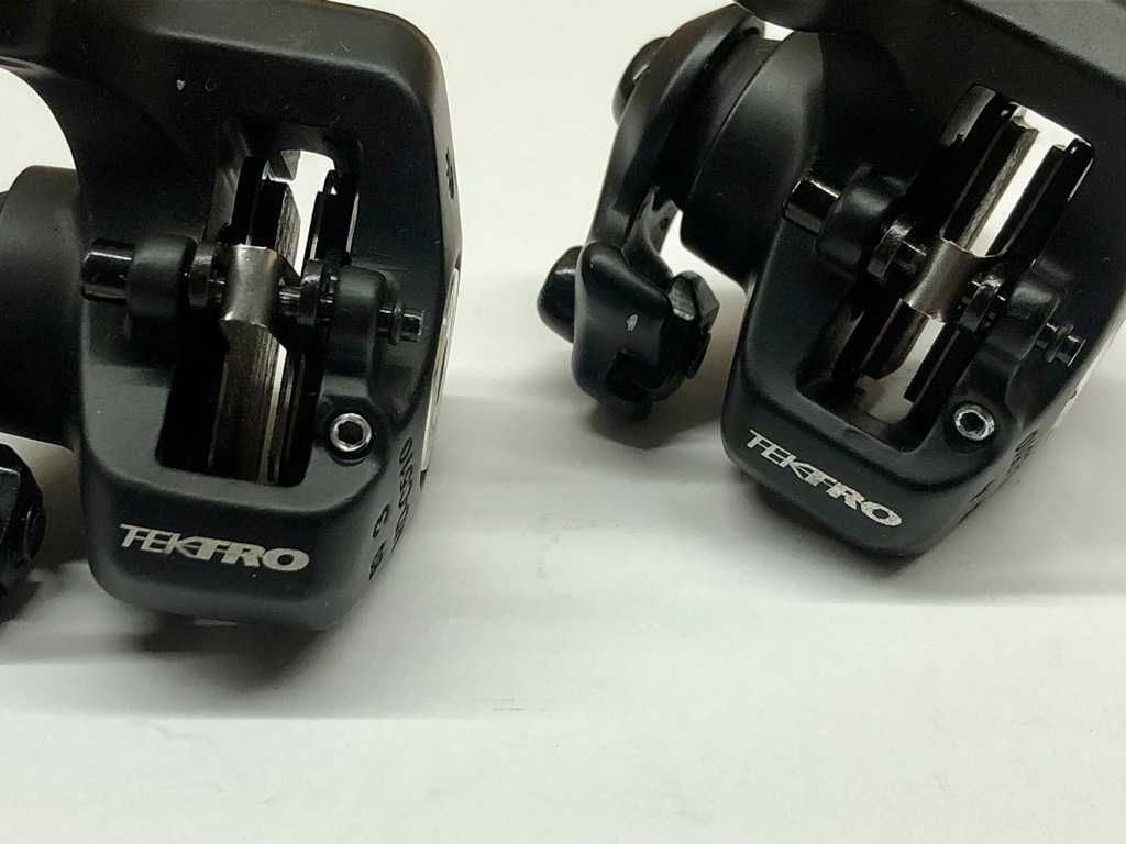 Grupa osprzętu Shimano Claris 2x8 z kasetą Sunrace i łańcuchem KMC