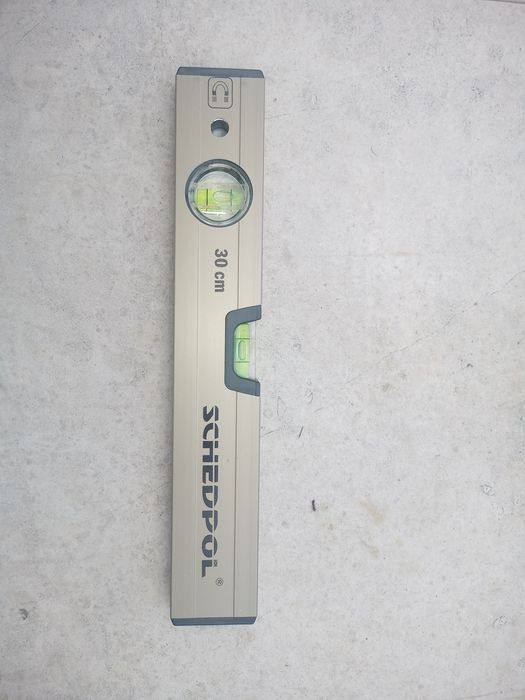 Nowa poziomica anodowana z magnesami 30 cm