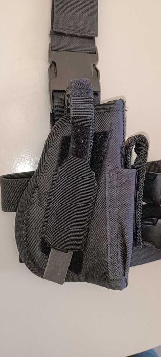 Coldre de perna universal marca MFH