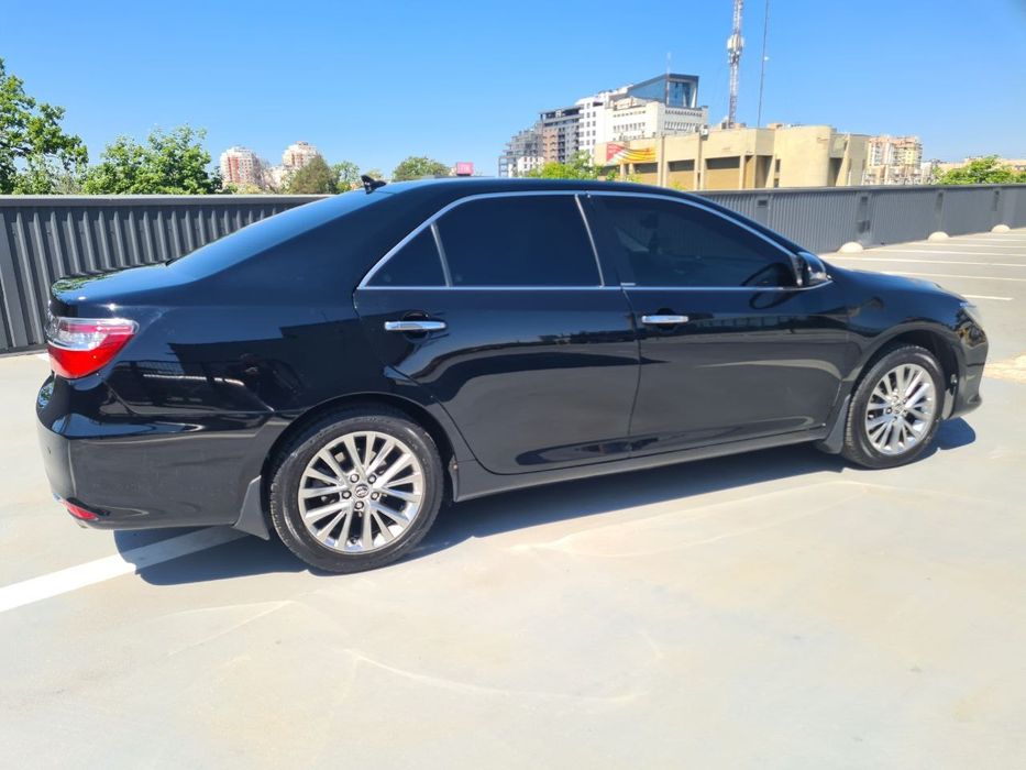 Продам своє авто Toyota Сamry 2016 рік