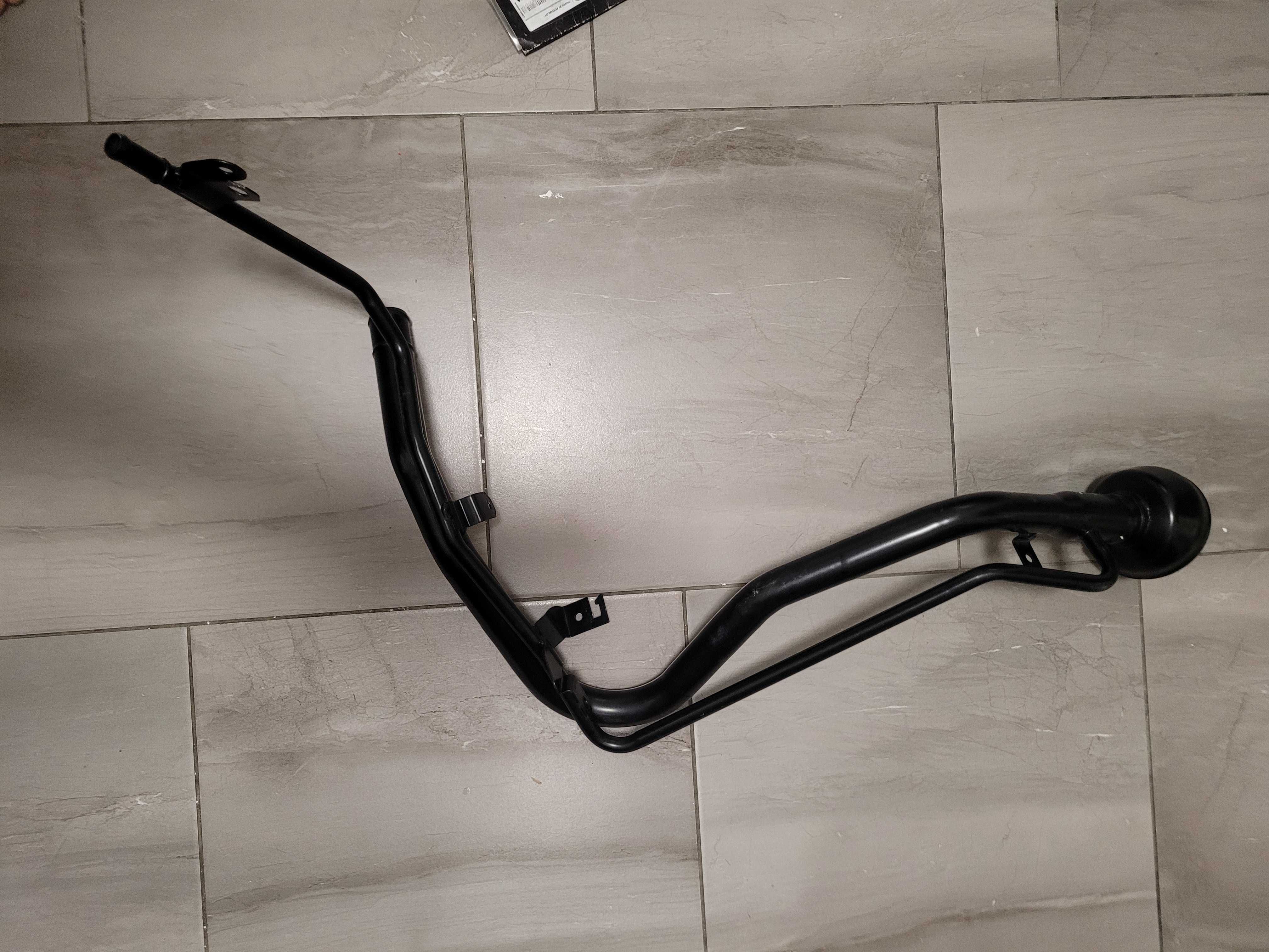 Rura wlewu paliwa Qashqai + 2 '07-'13