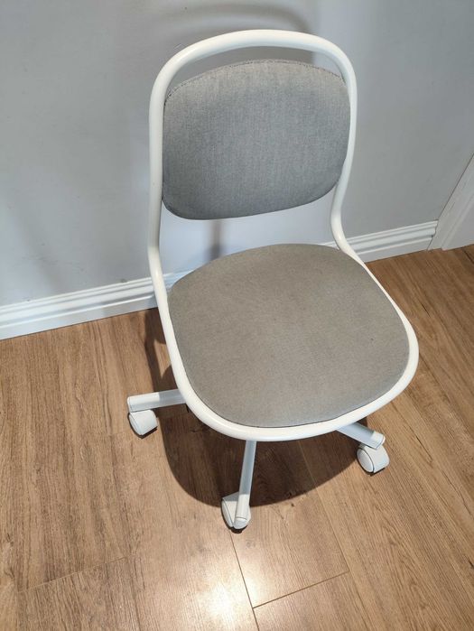 IKEA ORFJALL dziecięce krzesło biurowe jasnoszary