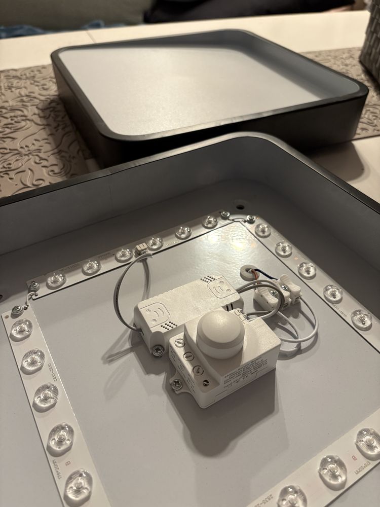 Lampa Z Czujnikiem Ruchu Zmierzchu LED 24W