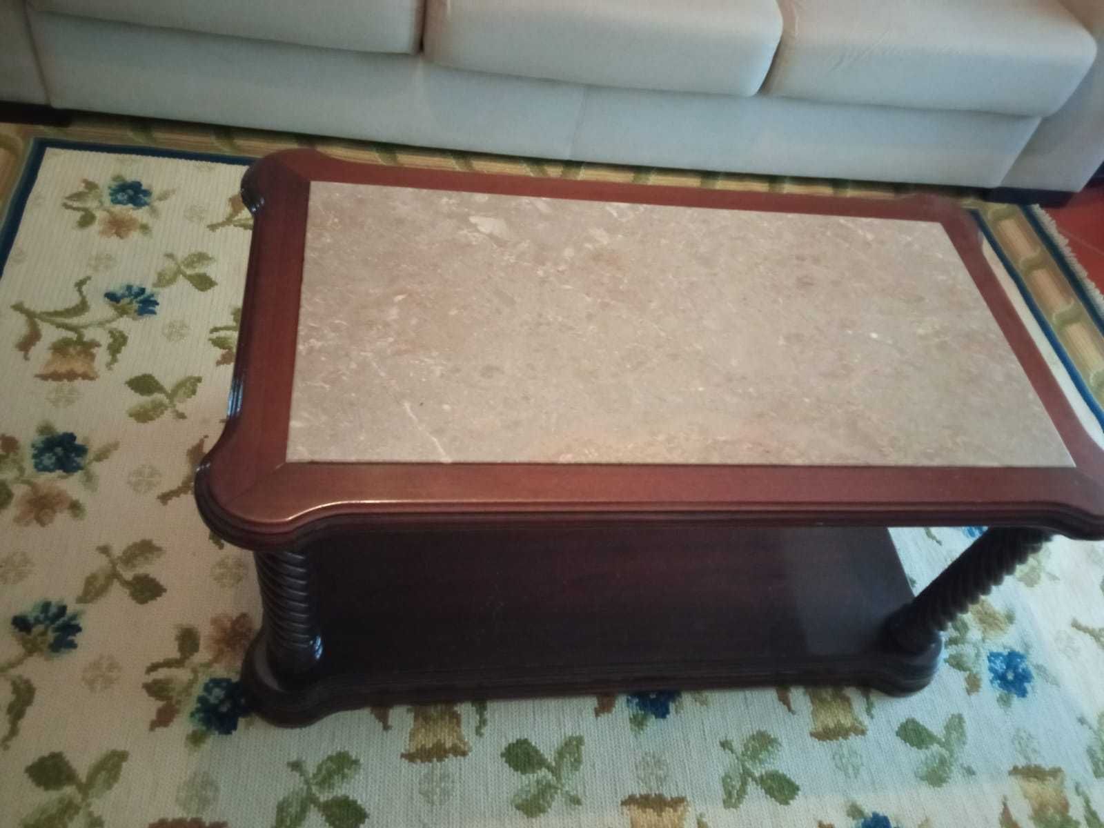 Mesa de centro para sala de estar (madeira e pedra)