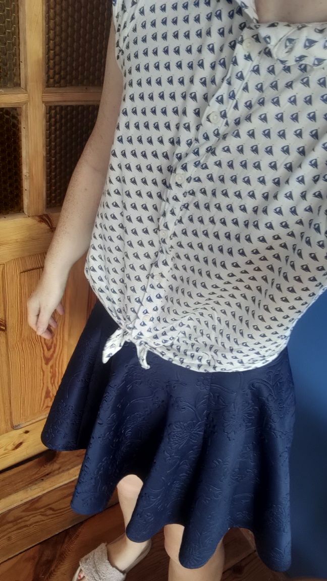 Młodzieżowy outfit