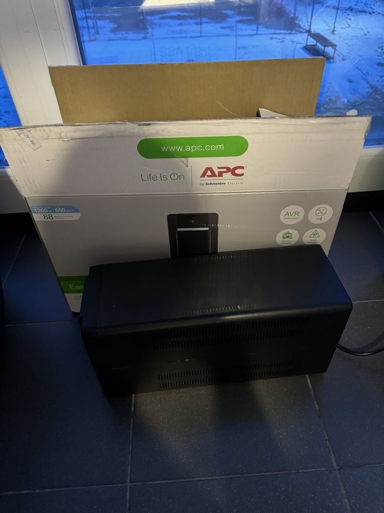 ДБЖ APC Easy ups 1200va