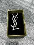 Srebrna broszka  YSL 5 cm nowa