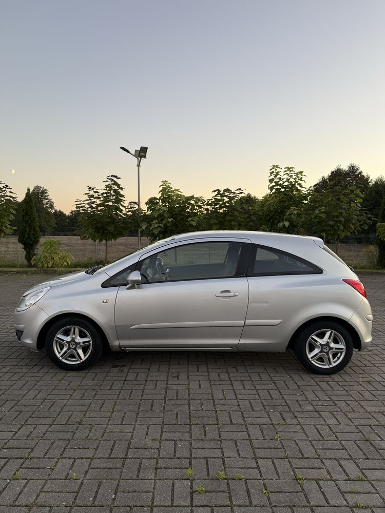 Opel corsa D 2006r.