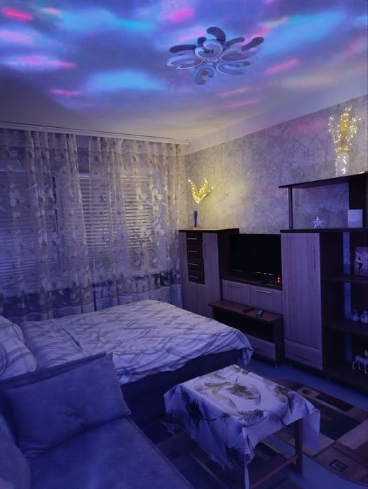 1 КВ КОСМОС. Без відключень світла! Полулюкс. Техніка. Нові меблі!