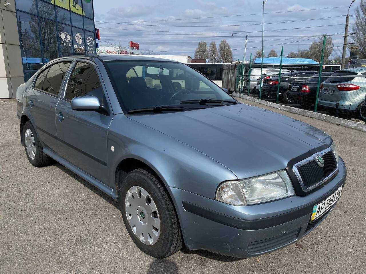 Продам Skoda Octavia Tour 1.6 на газу