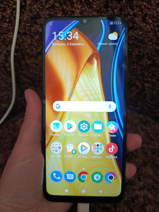 Телефон Poco C40