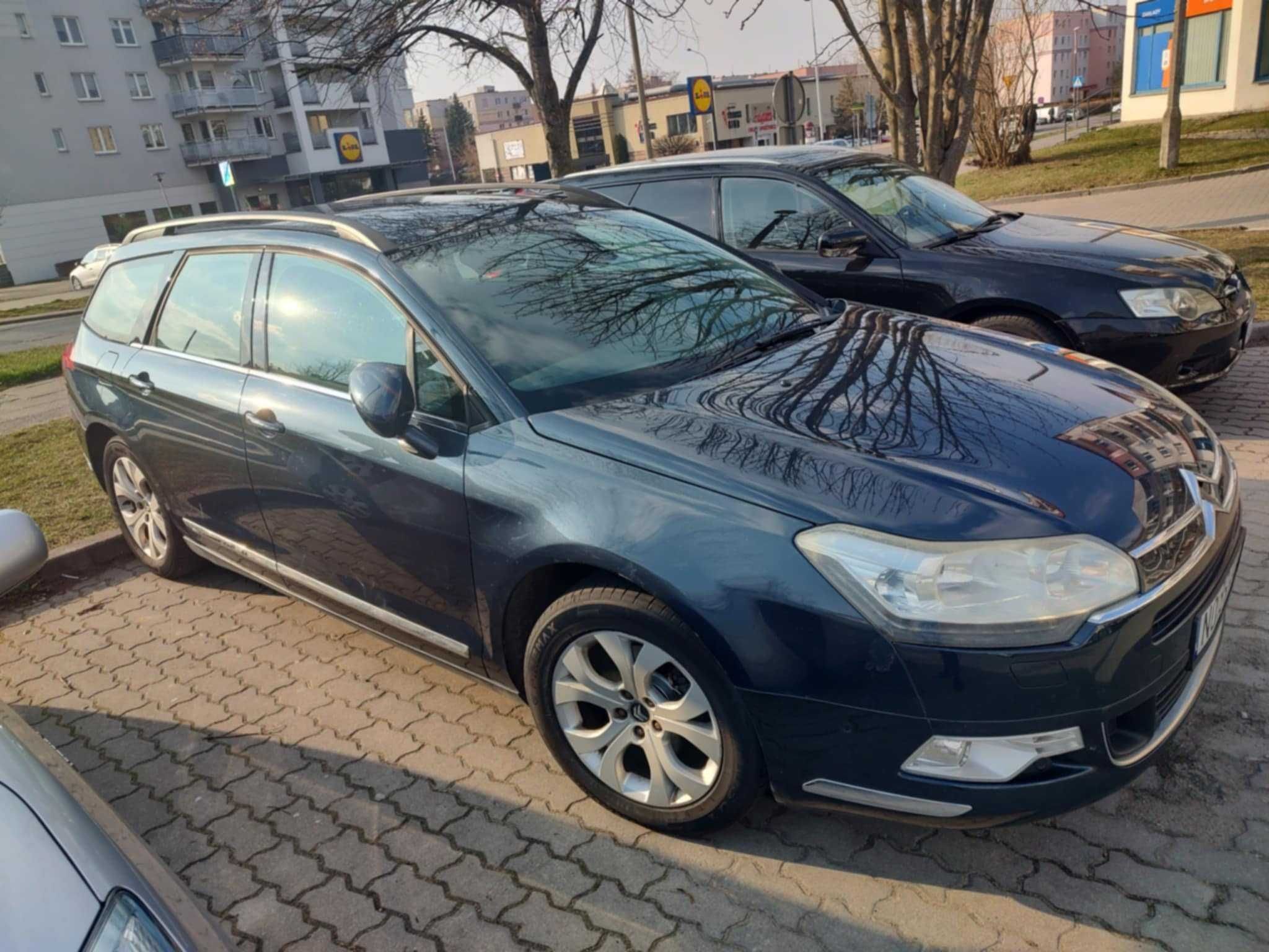 Citroen C5 Tourer Kombi z 2011 roku z silnikiem  2,0 HDI