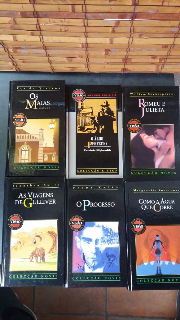 Lote de seis livros da biblioteca " Visao" de 2000.