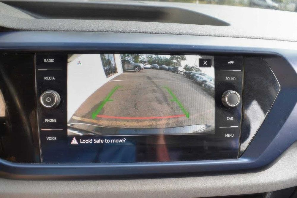 Volkswagen Taos SE 4Motion      2022