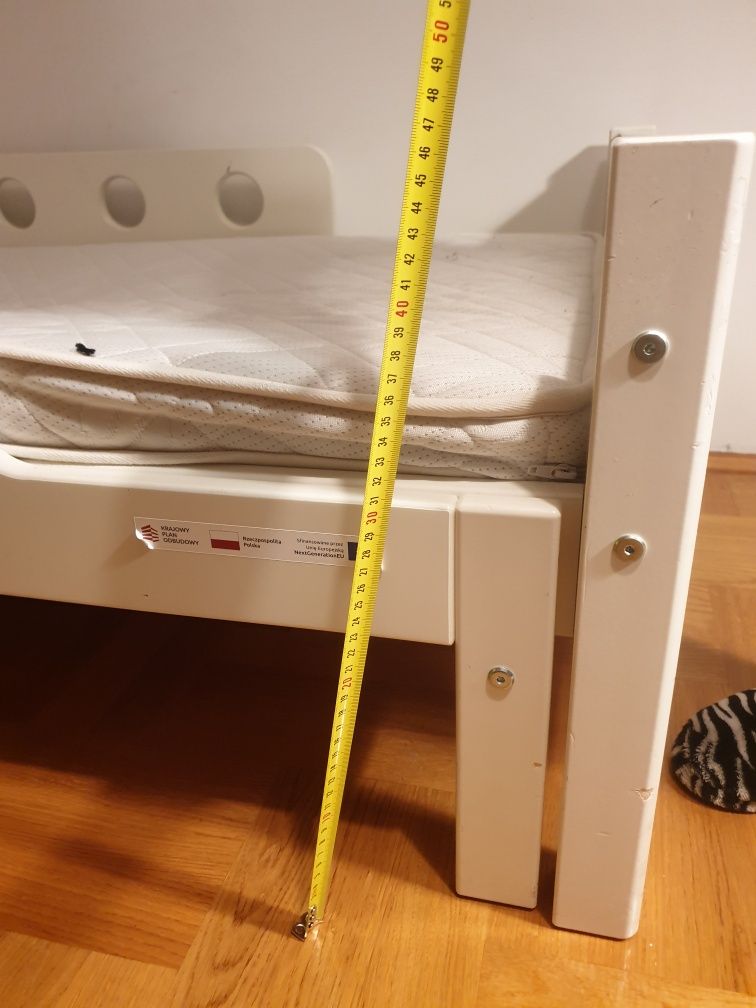 Białe dziecięce łóżko regulowane Flexa White Junior, 70x140/190 cm
