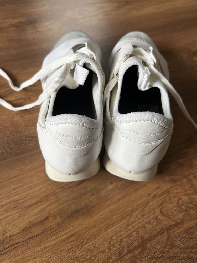 Balenciaga runner buty