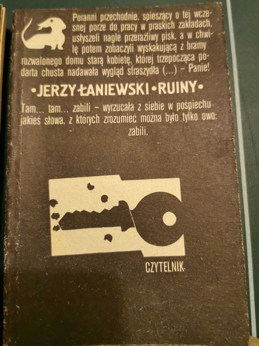 Kryminał z jamnikiem PRL