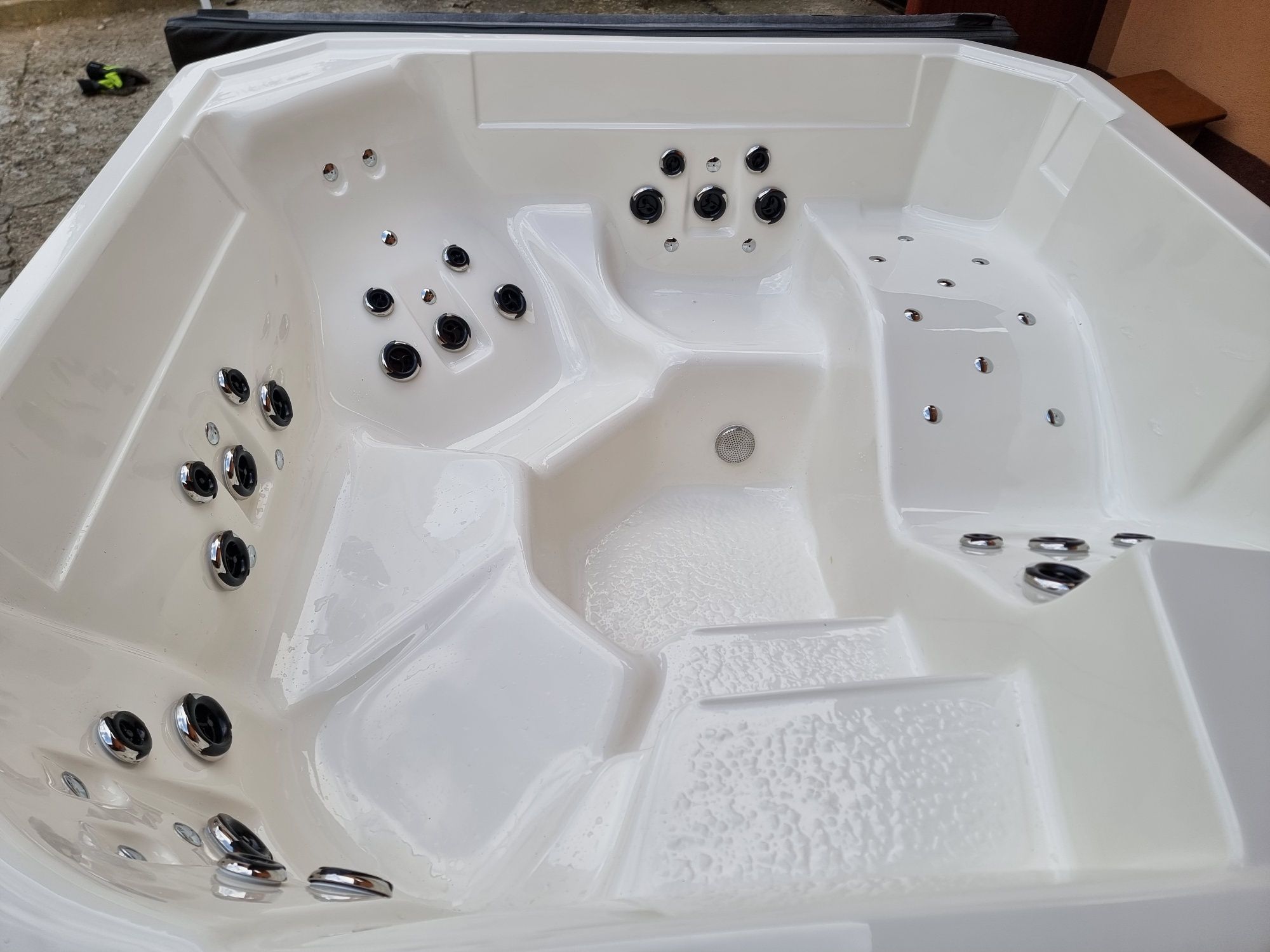 Jacuzzi ogrodowe wanna spa balia