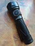 Latarka Sofirn SR15