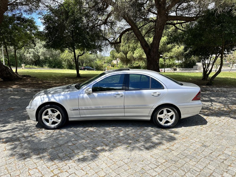 Mercedes Benz C220 CDI Cx. Auto