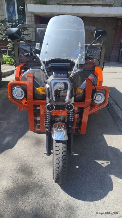 Трицикл гібридний 2500W 58,5A 72V